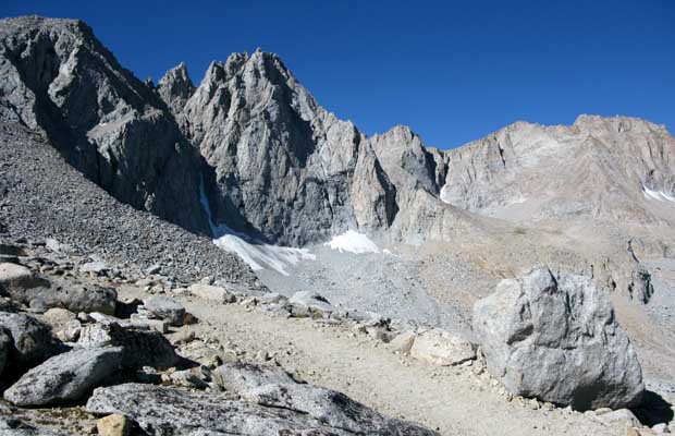 The ridgeline to the western side of Forester Pass
