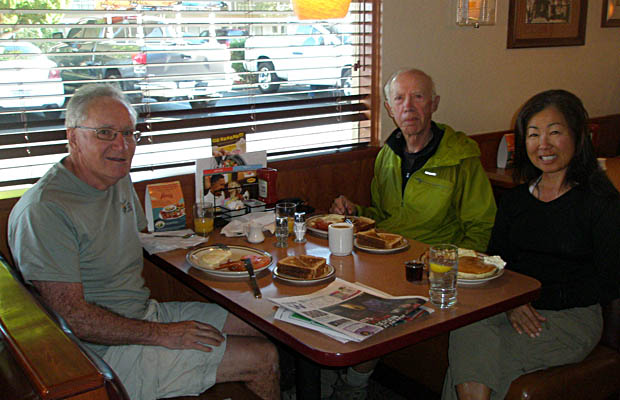 Breakfast at Dennys in Bishop during our day off the Trail from Onion Valley trailhead