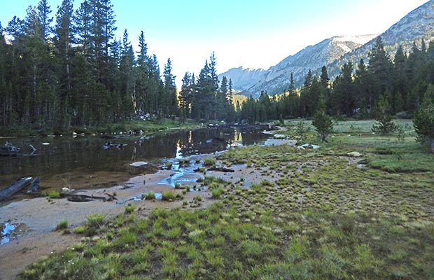 The outlet of Fourth Recess Lake, looking north into Pioneer Basin.