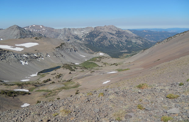 Looking down into the eastern side of Kennedy Canyon from the PCT